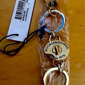 Dooney & Bourke Gold Logo Keychain NWT MAR40 GD